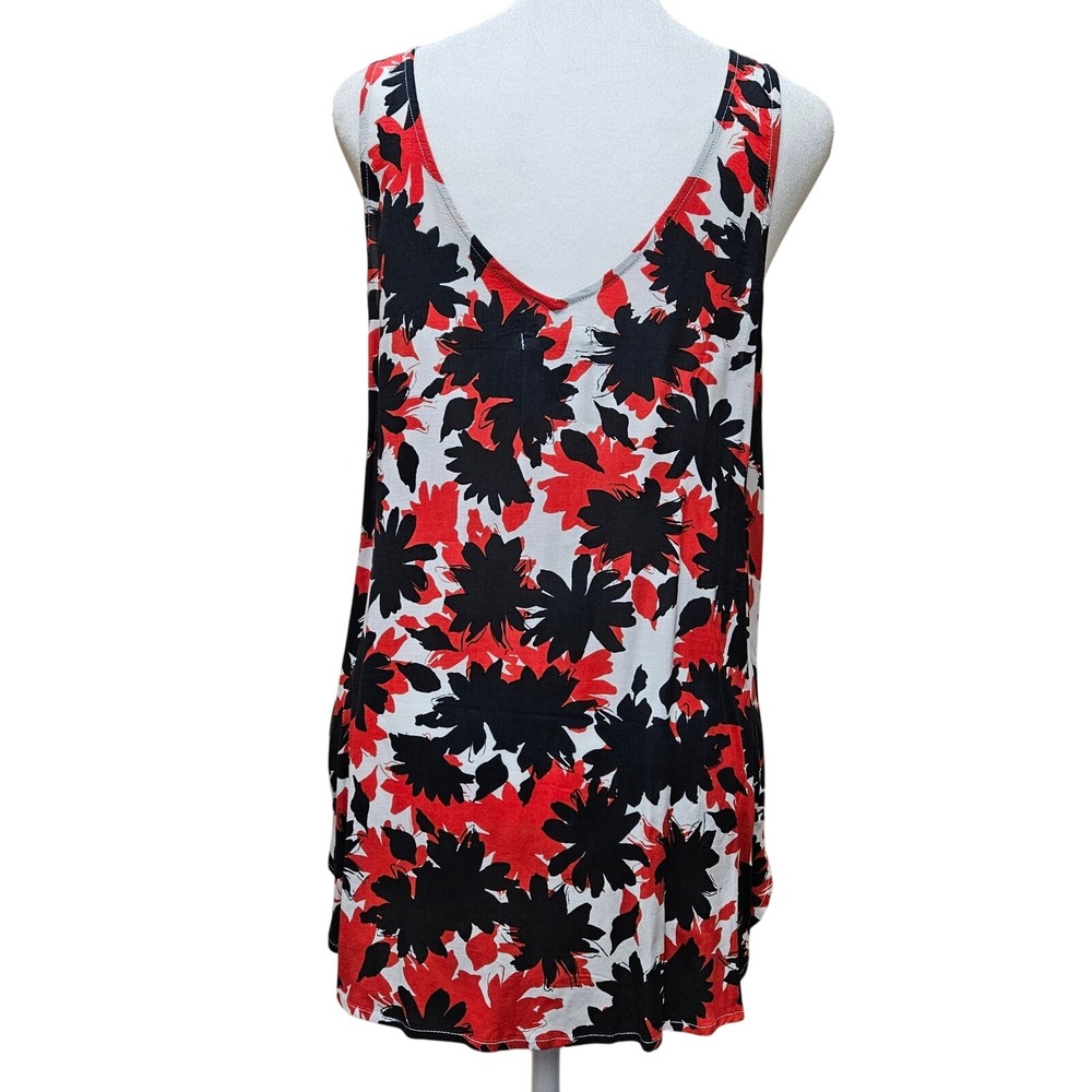 NWT Gap Red/Black/White Floral V-Neck Tank Top Size Medium - Picture 2 of 7